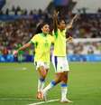 Jogadoras da Seleção comemoram classificação à final dos Jogos de Paris  Foto: REUTERS/Andrew Boyers