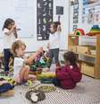 Importância do espaço e mobiliário adequados à faixa etária faz parte de documento recente aprovado no CNE sobre educação infantil  Foto: Tiago Queiroz/Estadão / Estadão