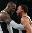 LeBron James e Stephen Curry  Foto: Brian Snyder / Reuters