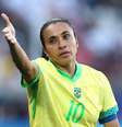 Marta cobra por reconhecimento ao futebol feminino e detona 'aproveitadores'  Foto: Carl Recine/Getty Images