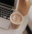 Descubra qual o horário limite para tomar café segundo estudos  Foto: Pexels/Mark Dominic Reyes / Bons Fluidos