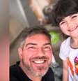 Servidor do MPSC Rafael Fernando dos Santos ao lado da filha de 3 anos, Liz Ibba dos Santos  Foto: Divulgação/MPSC / Perfil Brasil