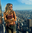 Marcela Montellato postou um vídeo nas redes sociais em que americana a aborda de maneira hostil   Foto: Reprodução/Instagram