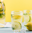 Água com gás saborizada  é uma ótima alternativa para substituir os refrigerantes  Foto: Freepik