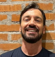Emerson Ferretti contou que escondeu que era gay para preservar sua carreira  Foto: Reprodução: Instagram/emersonferretti