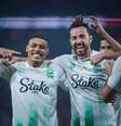 Nenê vibra ao fazer o gol do Juventude. Aos 43 anos, é o jogador mais velho a fazer gol em Série A do Brasileirão  Foto: Reprodução / Twitter Juventude / Jogada10