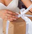 Veja lista do que dar como presente de casamento  Foto: Shutterstock / Alto Astral