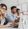 7 programas de trainee para você se inscrever já de olho em 2025  Foto: Freepik