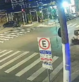 Procurador de Justiça é suspeito de furar farol vermelho, atingir motociclista e fugir em SP  Foto: Reprodução