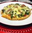 PIZZA LOW CARB DE ESCAROLA COM ALICHE  Foto: Bake and Cake Gourmet