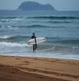 Áreas ao redor do mundo que formam os chamados "ecossistemas de surfe" armazenam milhões de toneladas de "carbono irrecuperável"  Foto: Freepik