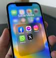 Nova função do WhatsApp alerta sobre mensagens pendentes  Foto: Unsplash/Julian Christ / Pipoca Moderna