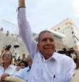 Edmundo González Urrutia durante manifestação contra Maduro   Foto: DW / Deutsche Welle