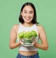 Cada tipo de alface oferece um toque especial para suas refeições  Foto: ViDI Studio | Shutterstock / Portal EdiCase