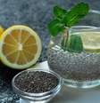 Recipiente com água, sementes de chia e limão.  Foto: Getty Images / BBC News Brasil