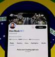 Ilustração com tela de celular mostrando conta de Elon Musk no X bloqueada após ordem de ministro do STF   Foto: Jorge Silva / Reuters
