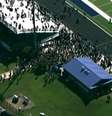 Apalache High School é evacuada após ataque a tiros que deixou quatro mortos e nove feridos em Winder, no estado americano da Geórgia.  Foto: DW / Deutsche Welle