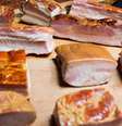 Imagens do teste de bacon, realizado pelo Paladar com especialistas  Foto: Tiago Queiroz