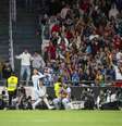  Foto: Patricia de Melo Moreira/AFP via Getty Images - Legenda: Cristiano Ronaldo comemora o gol 900º da carreira no Estádio da Luz / Jogada10