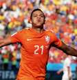 Há 10 anos, Depay marcou gol na arena do Corinthians durante a Copa do Mundo  Foto: Dean Mouhtaropoulos/Getty Images
