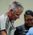 Colin Gray enfrenta várias acusações de assassinato depois que o filho dele supostamente atirou e matou quatro pessoas  Foto: Getty Images / BBC News Brasil