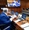 O senador Izalci presidiu a sessão da CAE nesta terça  Foto: feira (10) -  Geraldo Magela/Agência Senado / Perfil Brasil