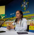 Simone Jatobá  Foto: Treinadora Simone Jatobá, comandante da seleção brasileira feminina Sub-17 (Thais Magalhães/CBF) / Olimpíada Todo Dia
