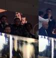 Reprodução de TV - Legenda: Depay vibra nas tribunas: já virou torcedor da Fiel  Foto: Jogada10
