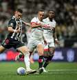  Foto: Pedro Souza / Atlético - Legenda: Rafinha foca agora na Libertadores e Brasileirão / Jogada10