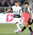 Romero e Almada na partida entre Botafogo e Corinthians   Foto: Vítor Silva/Botafogo / Esporte News Mundo