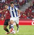 Rafa Babot/Getty Images - Legenda: Mallorca somou mais três pontos no Campeonato Espanhol  Foto: Jogada10