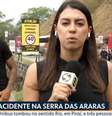 'Desnecessário': detonado na web, MC Livinho se desculpa por invadir matéria ao vivo da Globo em tragédia com 3 mortos em estrada.  Foto: Reprodução, TV Globo / Purepeople