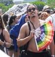 Fãs enfrentam forte calor na Cidade do Rock neste domingo, 22  Foto: Estadão Conteúdo