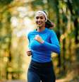 A corrida é um esporte acessível e traz diversos benefícios para a saúde  Foto: Drazen Zigic | Shutterstock / Portal EdiCase