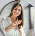 O tempo seco e a poluição do ar podem prejudicar o cabelo  Foto: Prostock-studio | Shutterstock / Portal EdiCase