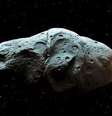 O 2024 PT5 não terá nenhum efeito prático na Terra (ilustração genérica de um asteroide)  Foto: Getty Images / BBC News Brasil