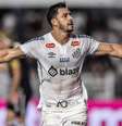  Foto: Raul Barettta / Santos - Legenda: Giuliano comemora o gol da vitória do Santos sobre o Operário-PR / Jogada10