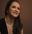 A dentista Isabel Cristina Fernandes Martins, de 34 anos, foi assassinada pelo irmão a facadas em Gravatal  Foto: Reprodução