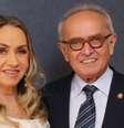  Maria Lauremília Assis de Lucena, primeira-dama de João Pessoa (PB), e Cícero Lucena, prefeito  Foto: 