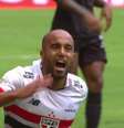  Foto: Reprodução TV Globo - Legenda: São Paulo derrota o Corinthians em Brasília por 2 a 0 / Jogada10