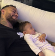 Neymar mostra luta da filha contra o sono  Foto: Reprodução/Instagram/Neymar Jr