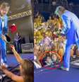 Ao final de um show, Roberto Carlos dá rosas para Laura e Valeska  Foto: Reprodução