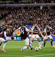  Foto: Michael Steele/Getty Images - Legenda: Aston Villa vence o Bayern pela Champions / Jogada10