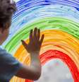 O diagnóstico precoce do autismo ajuda a melhorar as habilidades sociais e de comunicação da criança  Foto: Shutterstock / Alto Astral