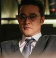 No dorama 'Números', Han Je-gyun (Choi Min-soo) é o vice-presidente da corporação, e é conhecido por ser generoso, mas sempre vai em busca daquilo que quer.  Foto: Divulgação, IMDb / Purepeople