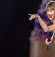 Taylor Swift tem fortuna estimada em U$ 1,6 bilhão, resultado de composições e performances ao vivo  Foto: Taba Benedicto/Estadão / Estadão