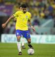  Foto: Richard Pelham/Getty Images - Legenda: Paquetá em campo pelo West Ham / Jogada10