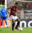  Foto: Marcelo Cortes /CRF - Legenda: Alex Sandro não jogou contra o Bahia / Jogada10