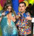 Dudu Camargo também contestou a acusação ao sugerir que Simony, ou pessoas próximas a ela, poderiam estar se aproveitando da situação  Foto: YouTube/RedeTV! / Pipoca Moderna