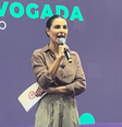 A influenciadora Cíntia Chagas chegou a defender a submissão das mulheres aos homens antes de denunciar ex-marido de agressões  Foto: @CintiaChagass via Youtube